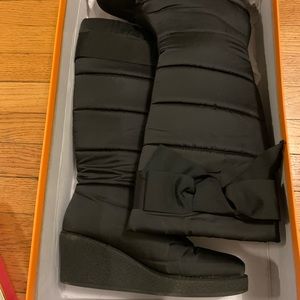 Kate spade Cagney winter snow boots size 8